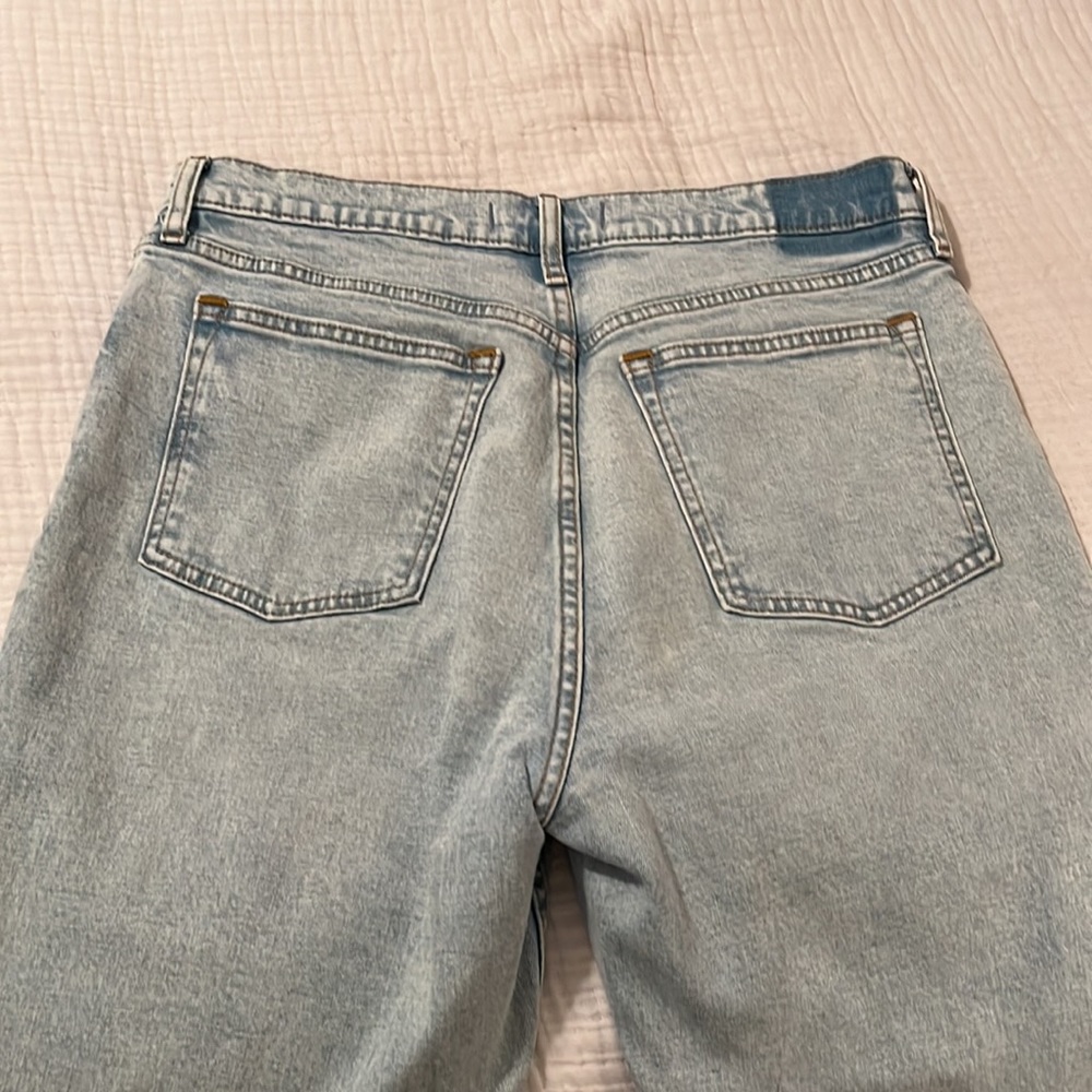 A&F Skinny High Rise Jeans - Picture 2 of 5
